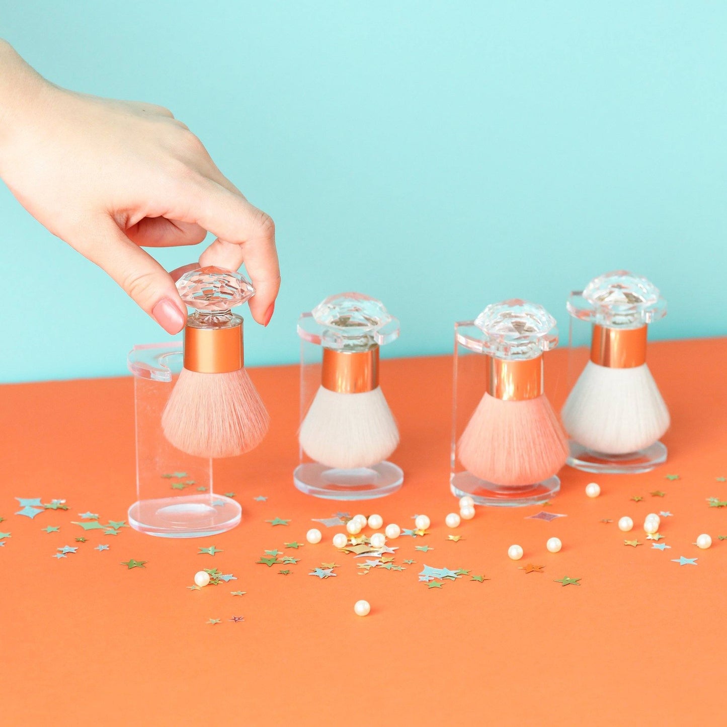 Christa Makeup Brush Pink